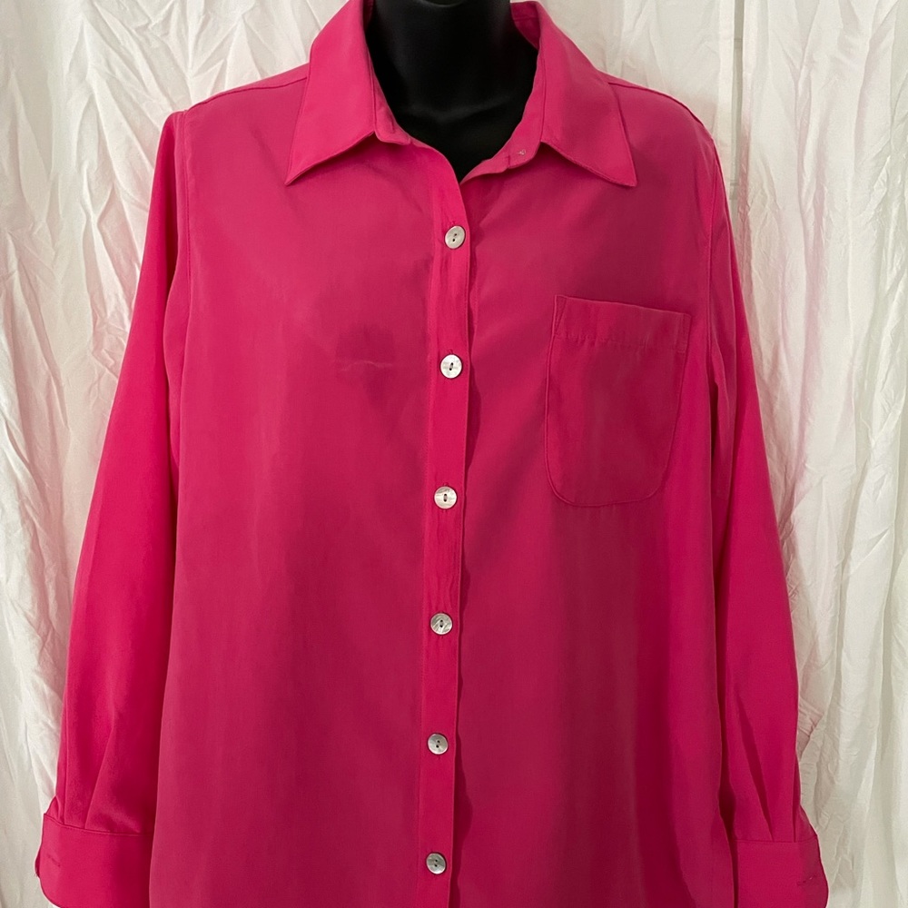 Travelsmith Pink Button down Blouse‎